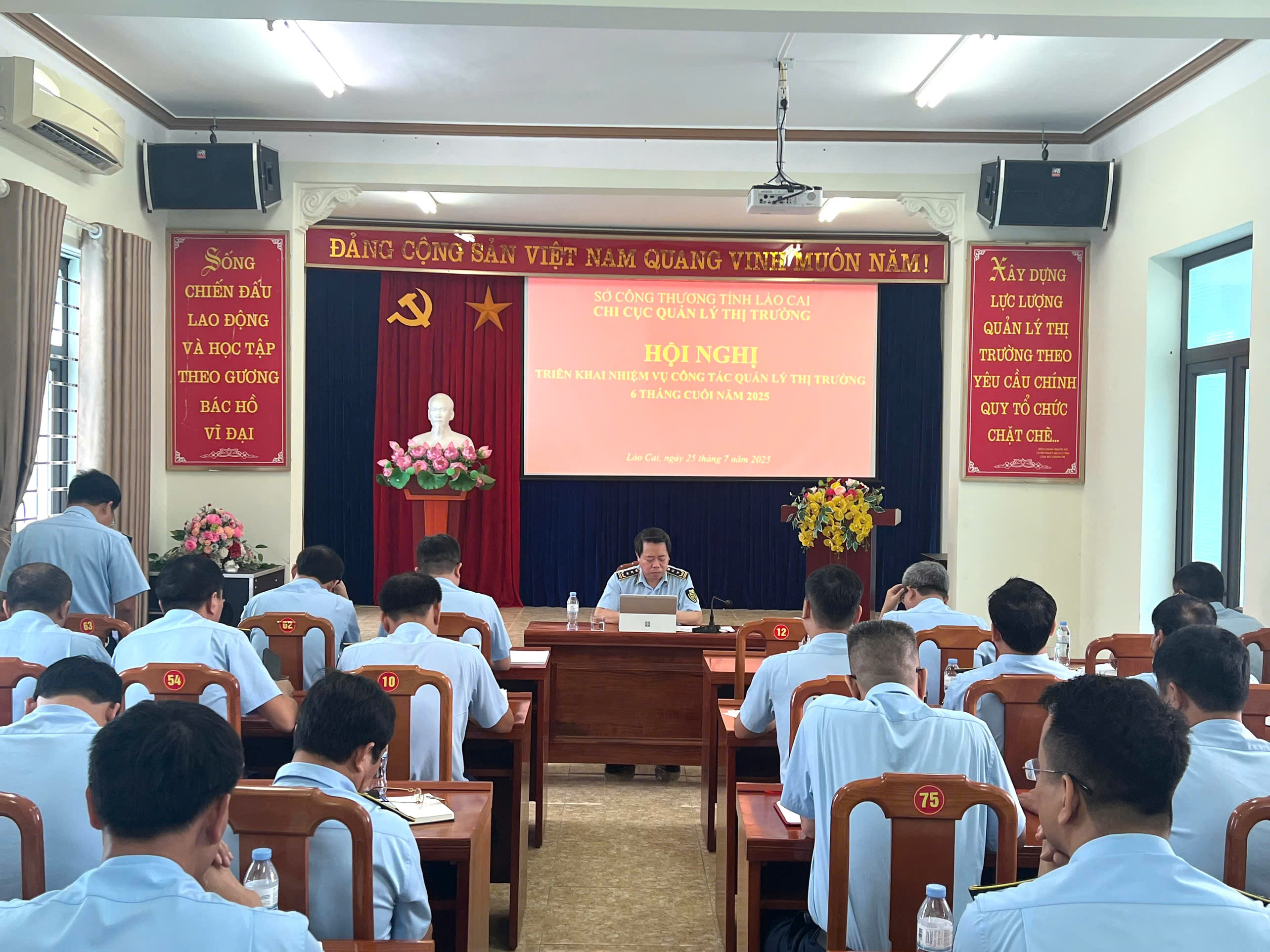 Chi cục Quản lý thị trường Lào Cai triển khai nhiệm vụ công tác sau khi sát nhập tỉnh